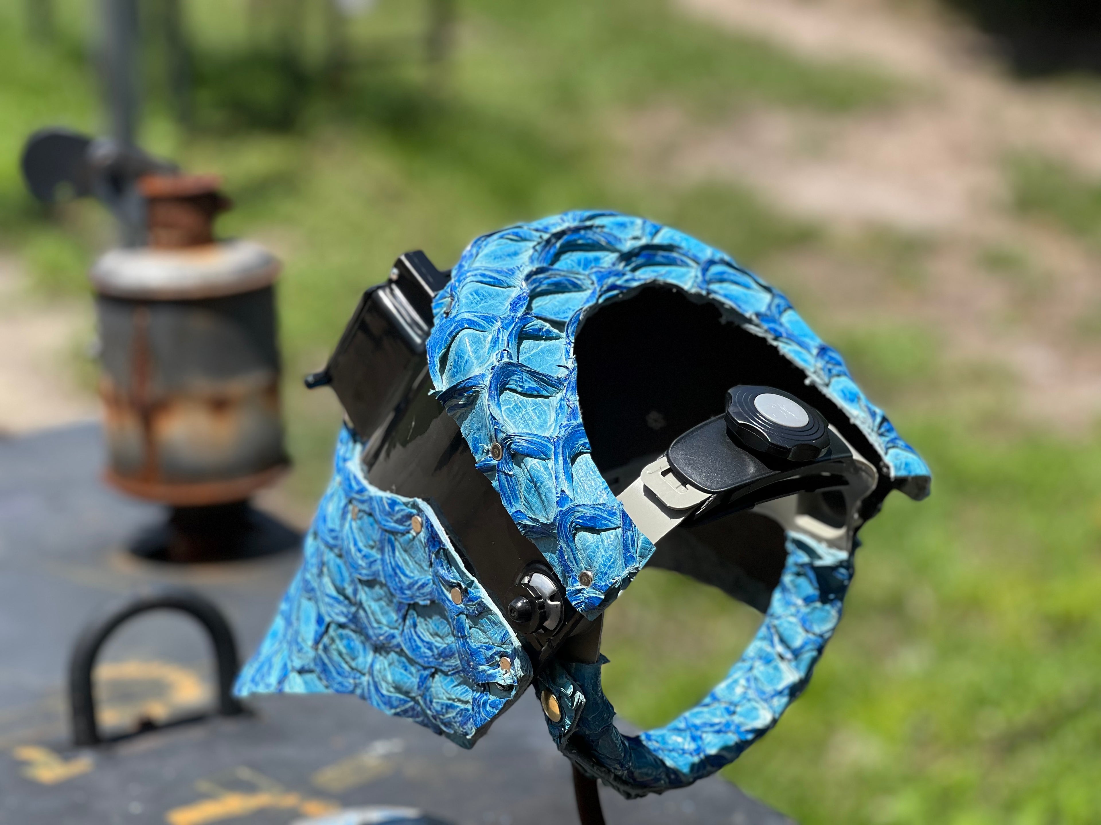 Double chopped Pirarucu Tiger hood