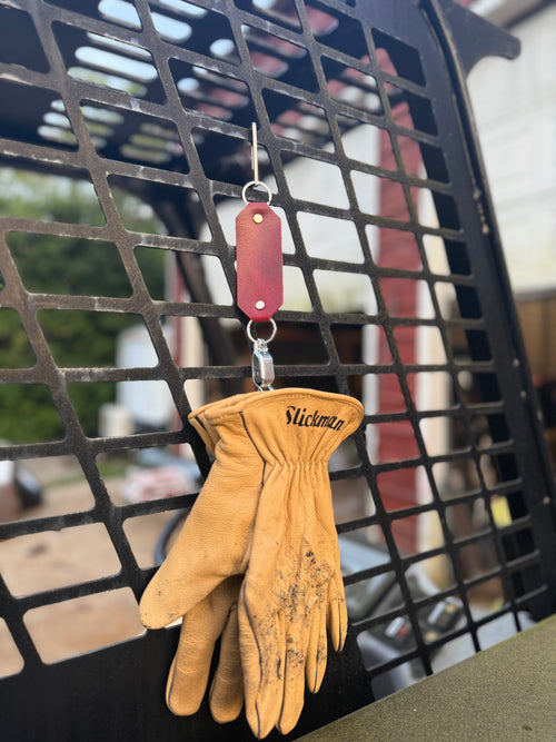 Glove lanyard