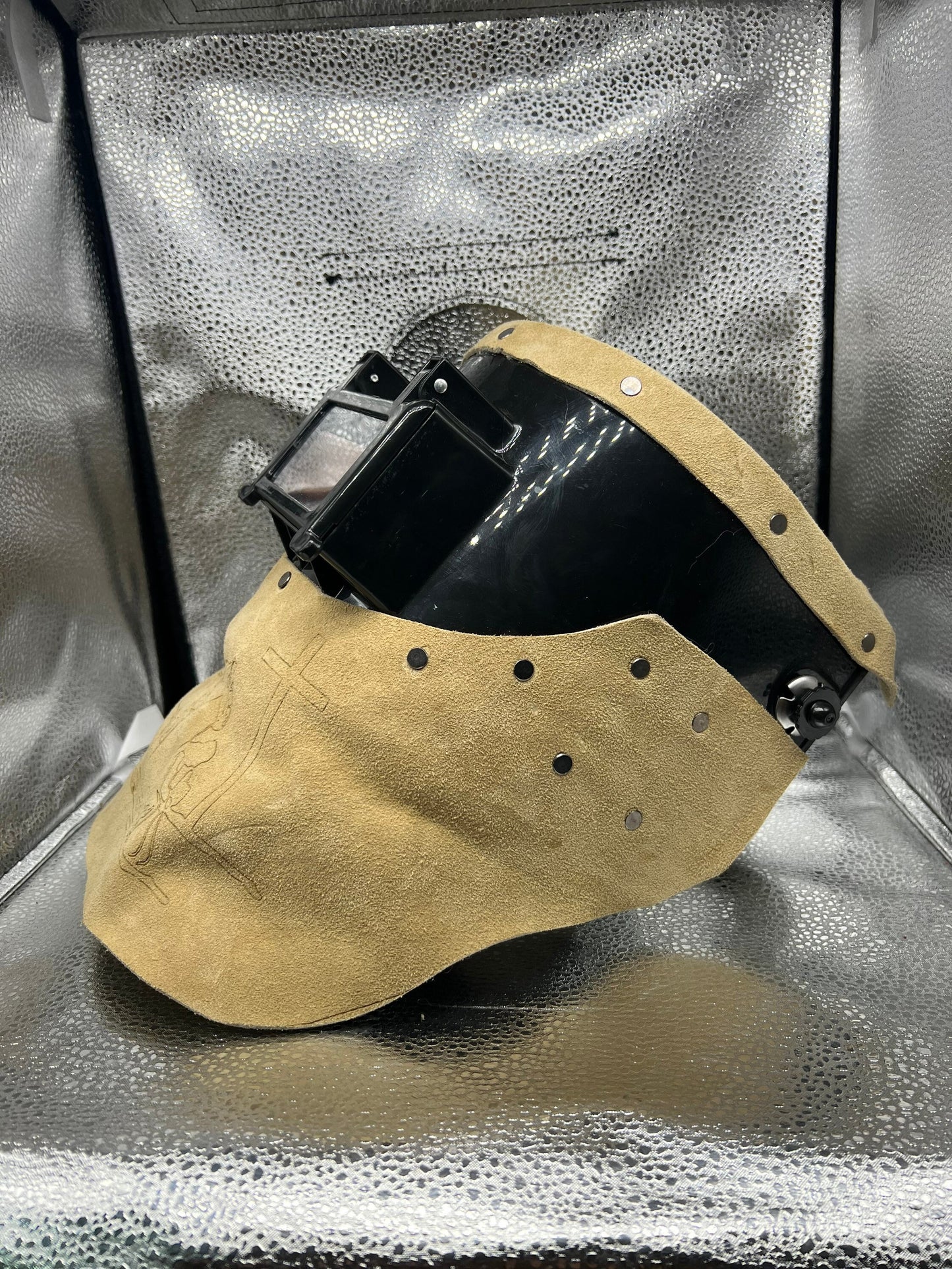 Custom kneeling cowboy flip lense auto darkening welding hood.