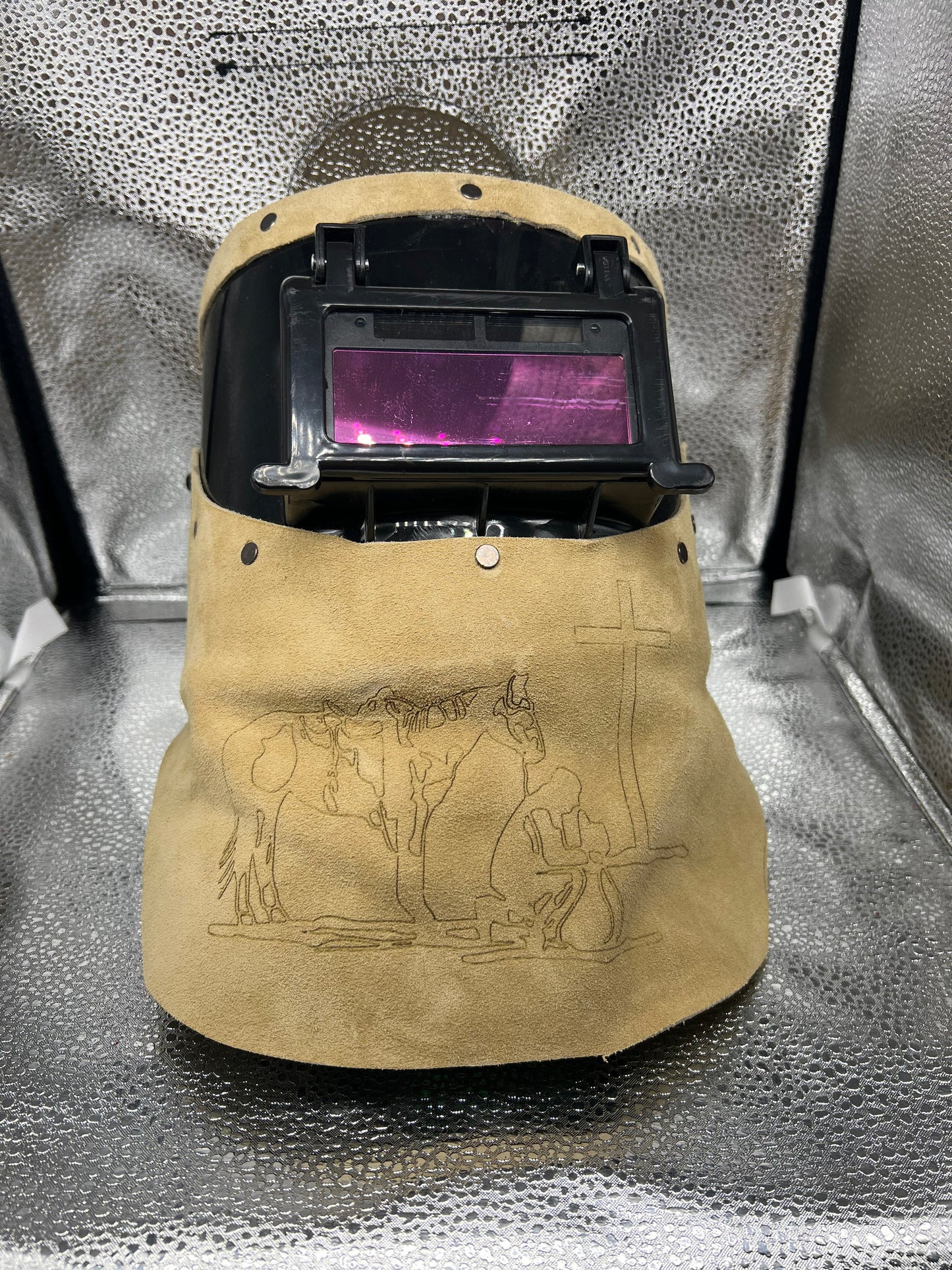 Custom kneeling cowboy flip lense auto darkening welding hood.