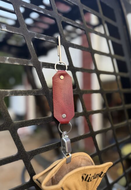 Glove lanyard