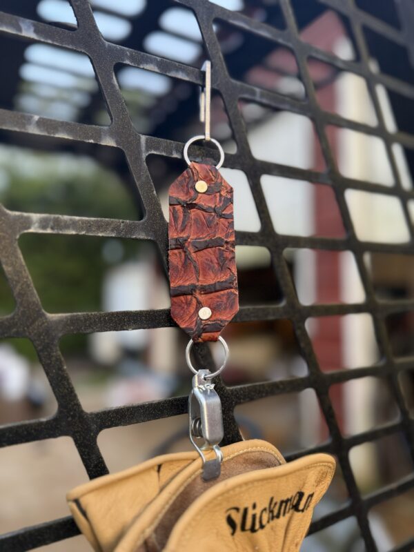 Pirarucu glove lanyard