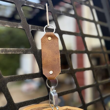 Glove lanyard