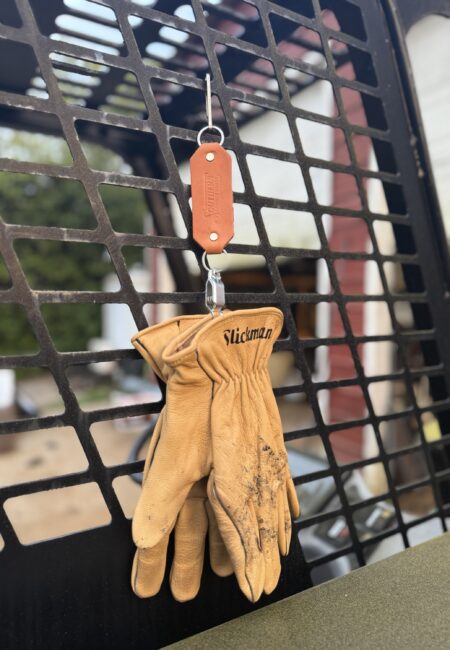 Glove lanyard